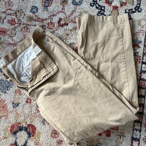 Old Navy Men’s Khaki Pants Size Waist Size 40 L 32